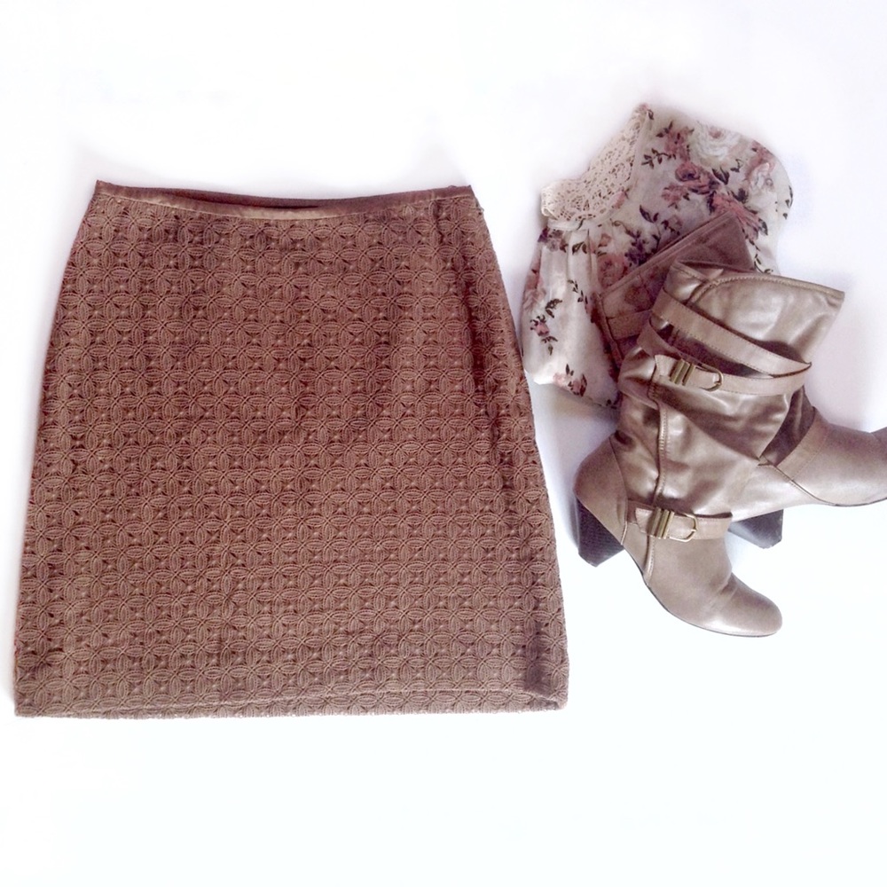 Brown Lace Skirt -6- Etcetera